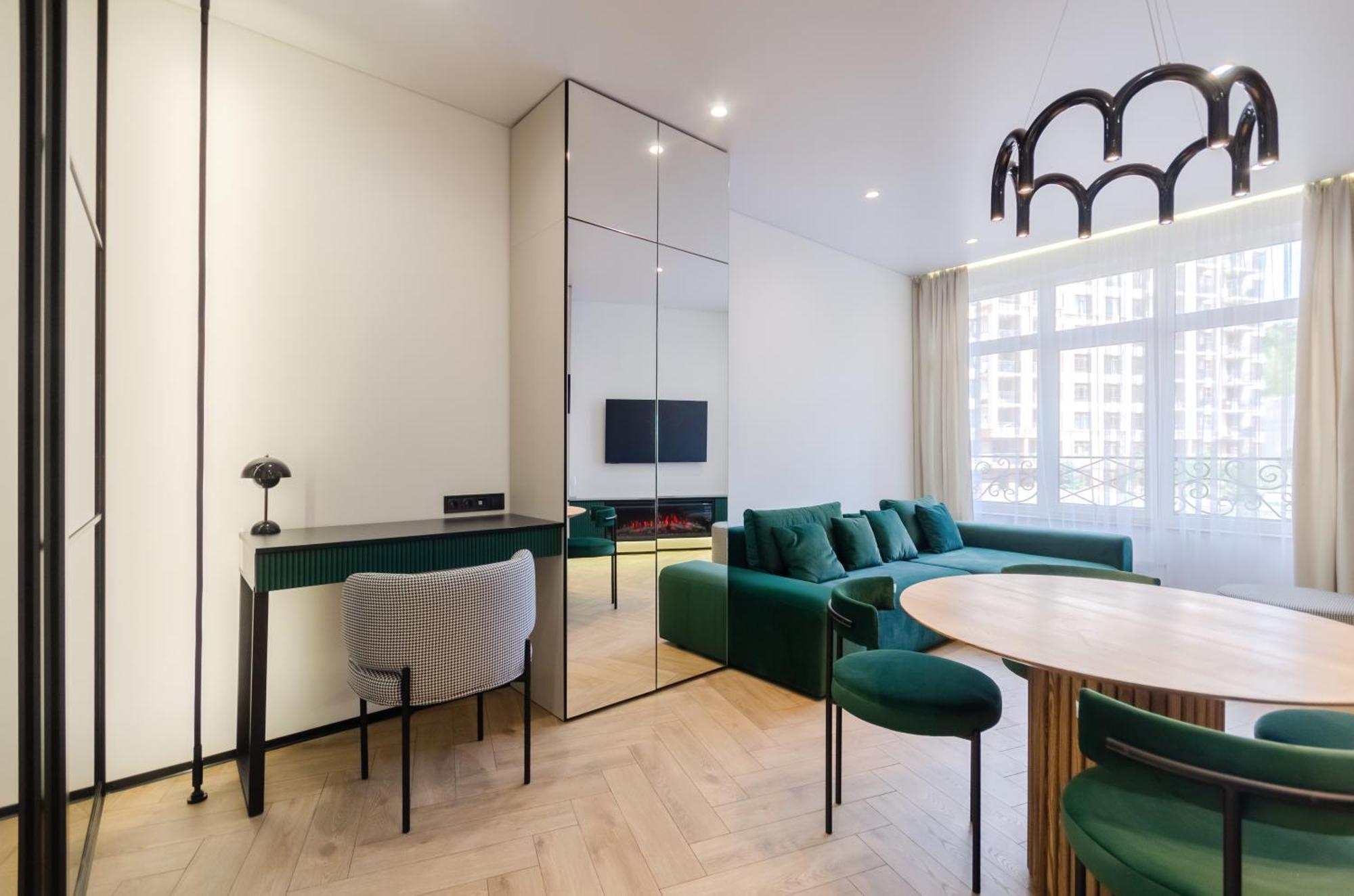קייב Petrovdom 2-76 Luxury Living In Rc Pechersk Plaza מראה חיצוני תמונה