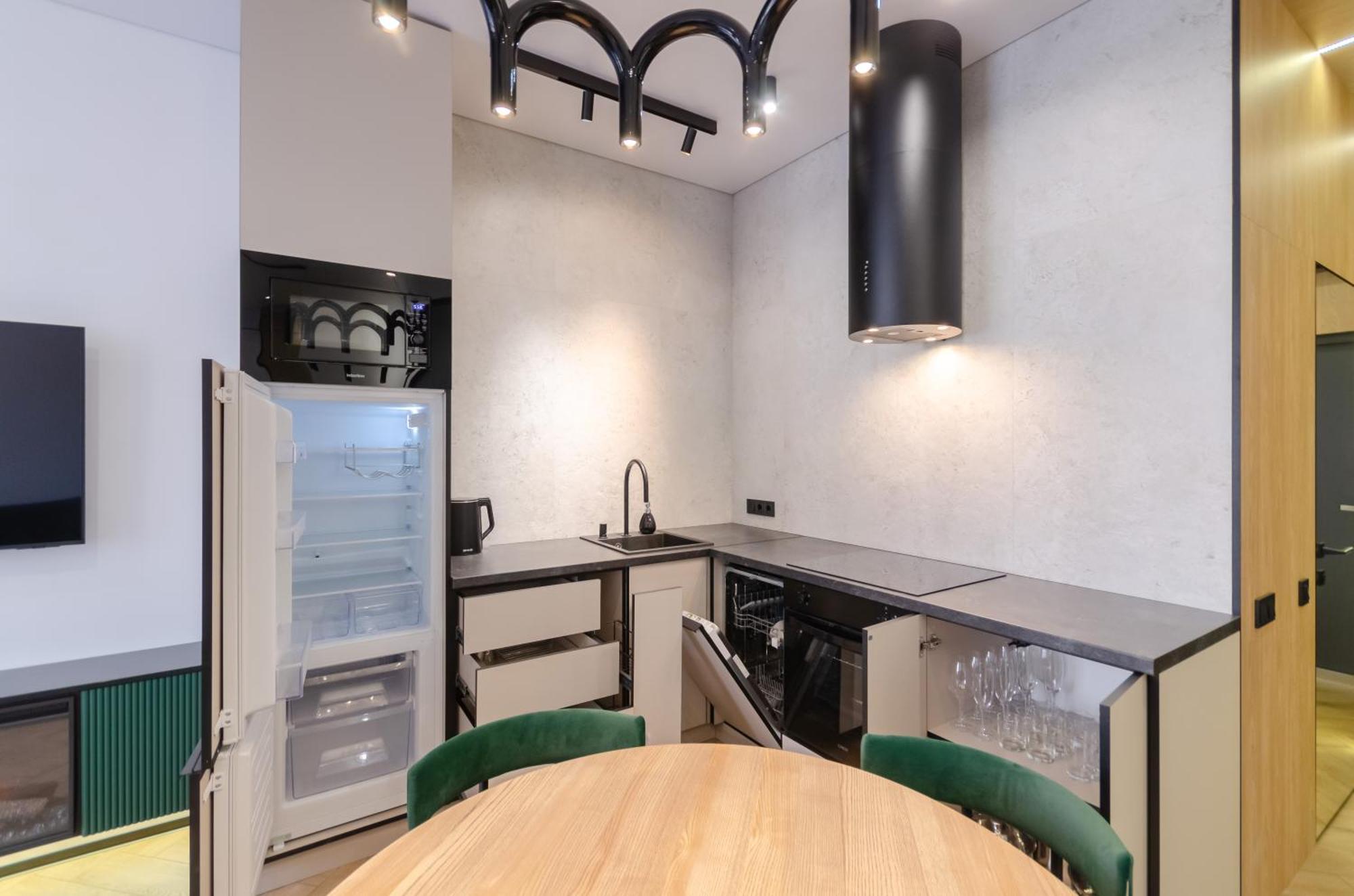 קייב Petrovdom 2-76 Luxury Living In Rc Pechersk Plaza מראה חיצוני תמונה