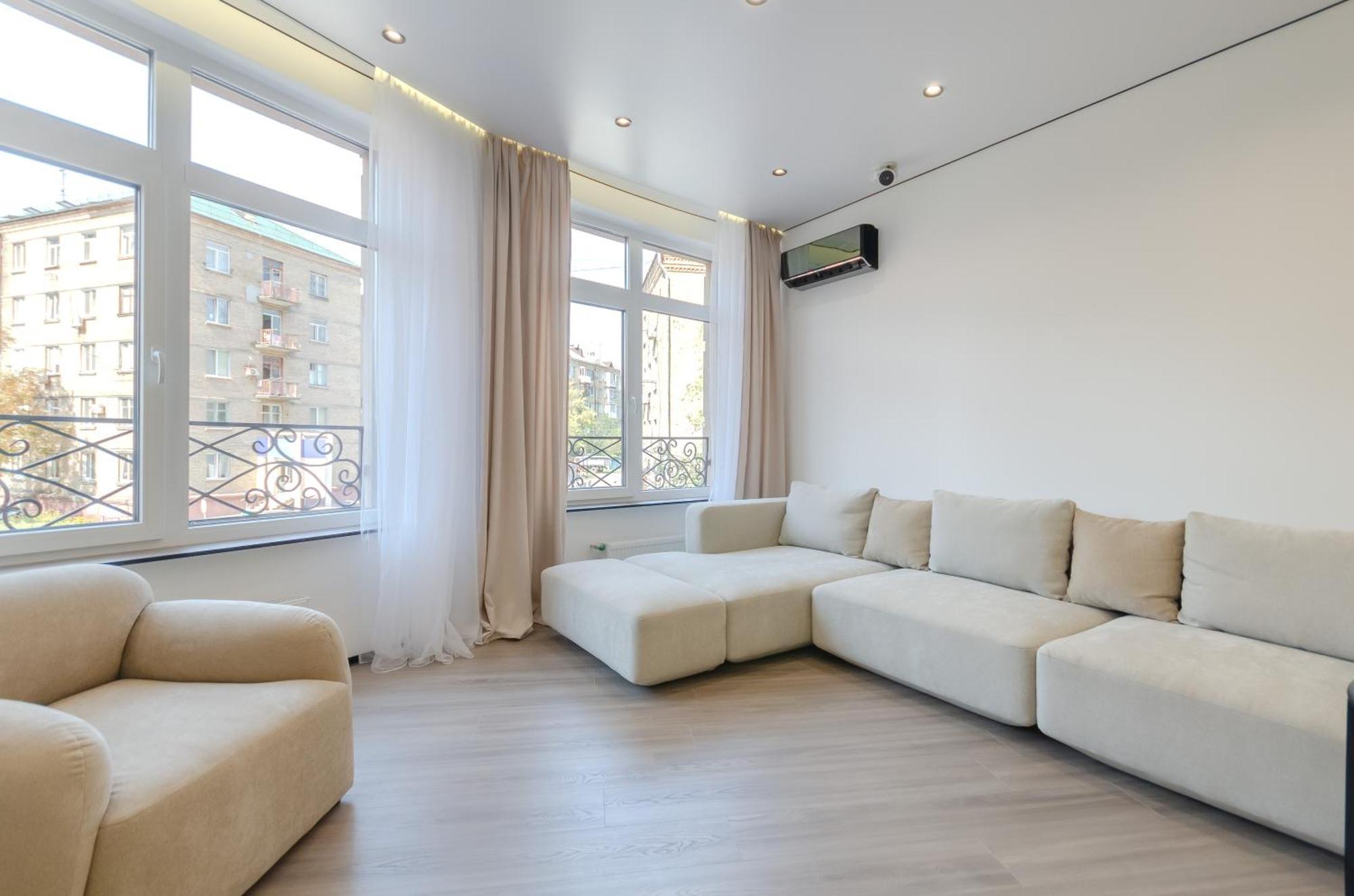 קייב Petrovdom 2-76 Luxury Living In Rc Pechersk Plaza מראה חיצוני תמונה