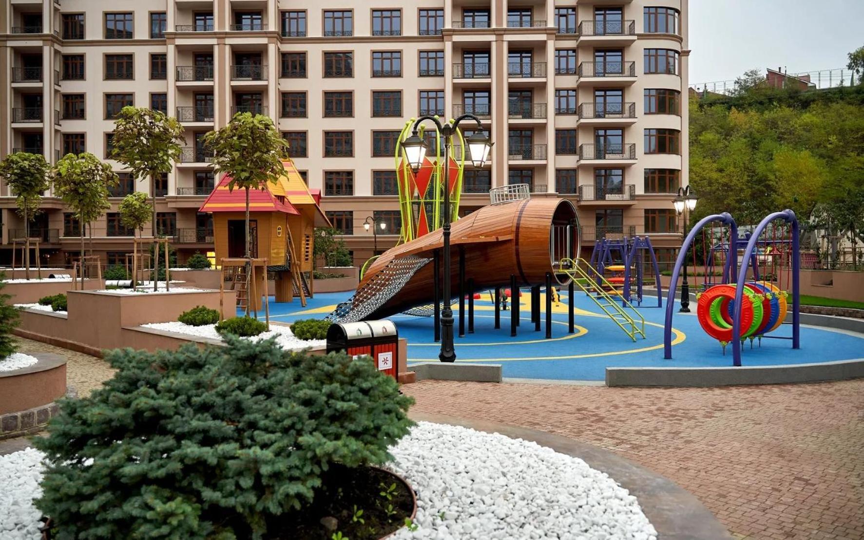 קייב Petrovdom 2-76 Luxury Living In Rc Pechersk Plaza מראה חיצוני תמונה